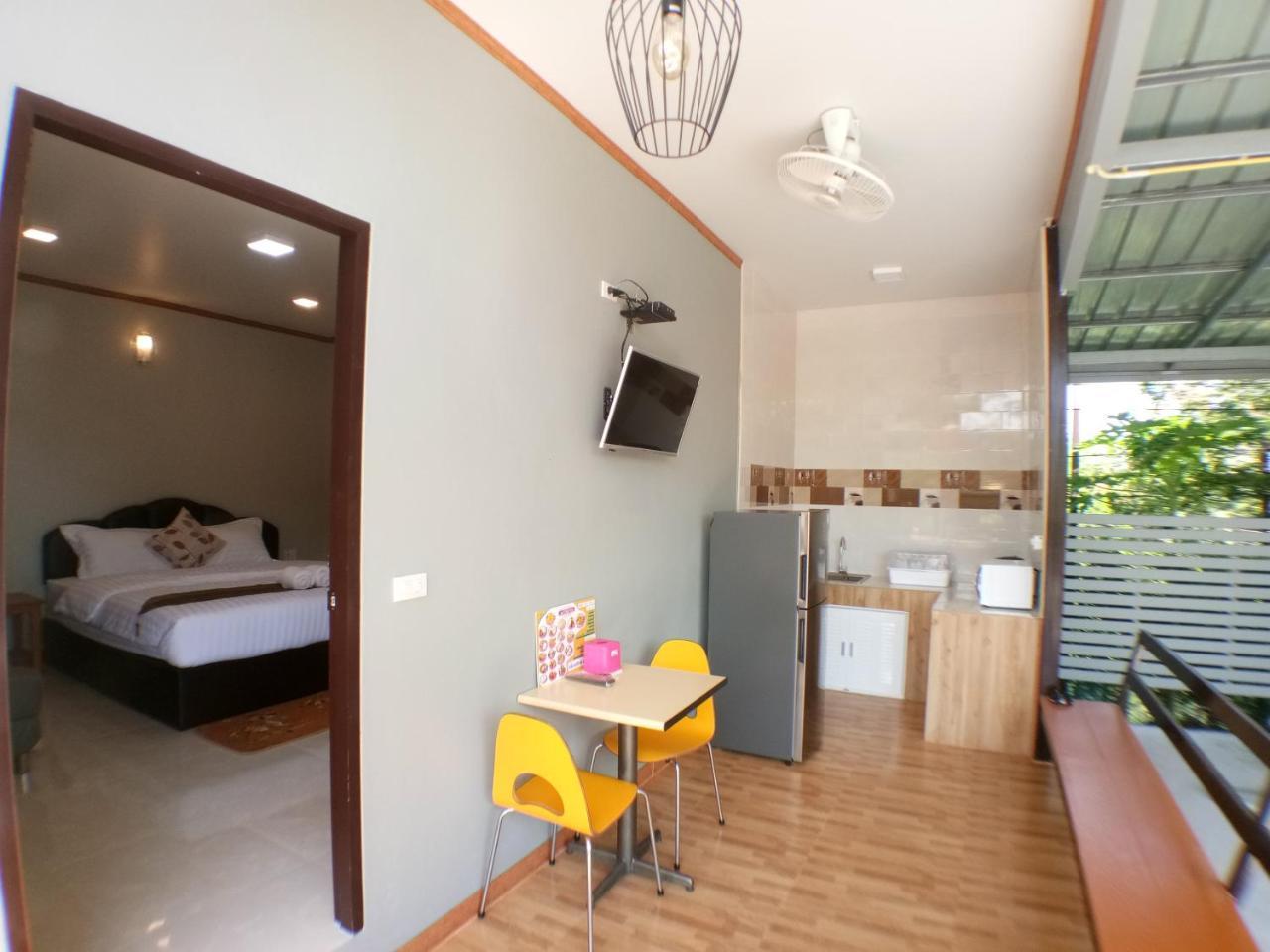 Hi Tech Resort 卡宾布里 客房 照片