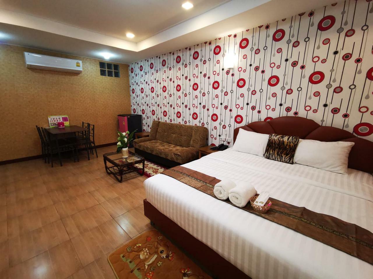 Hi Tech Resort 卡宾布里 外观 照片