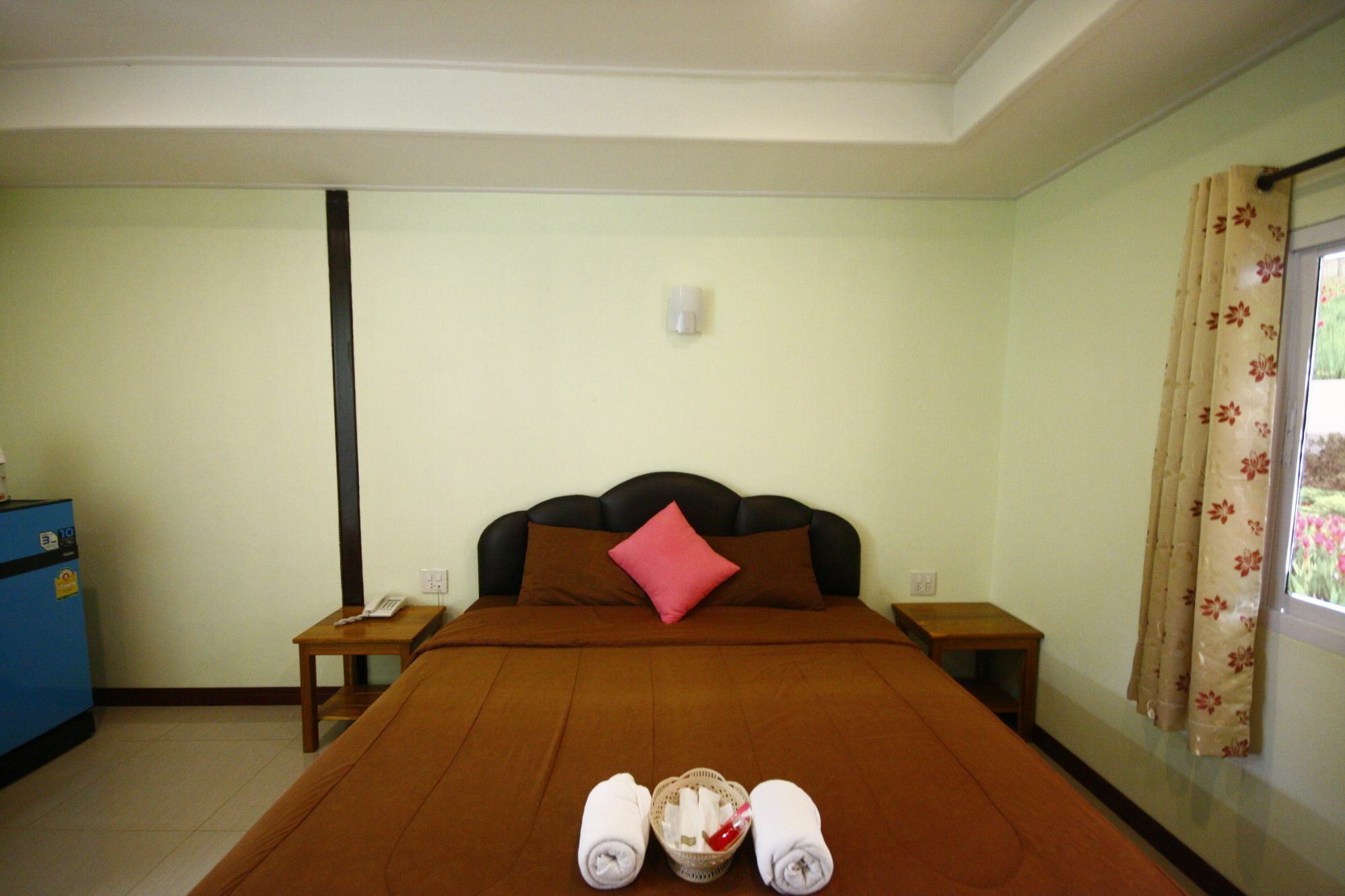 Hi Tech Resort 卡宾布里 外观 照片